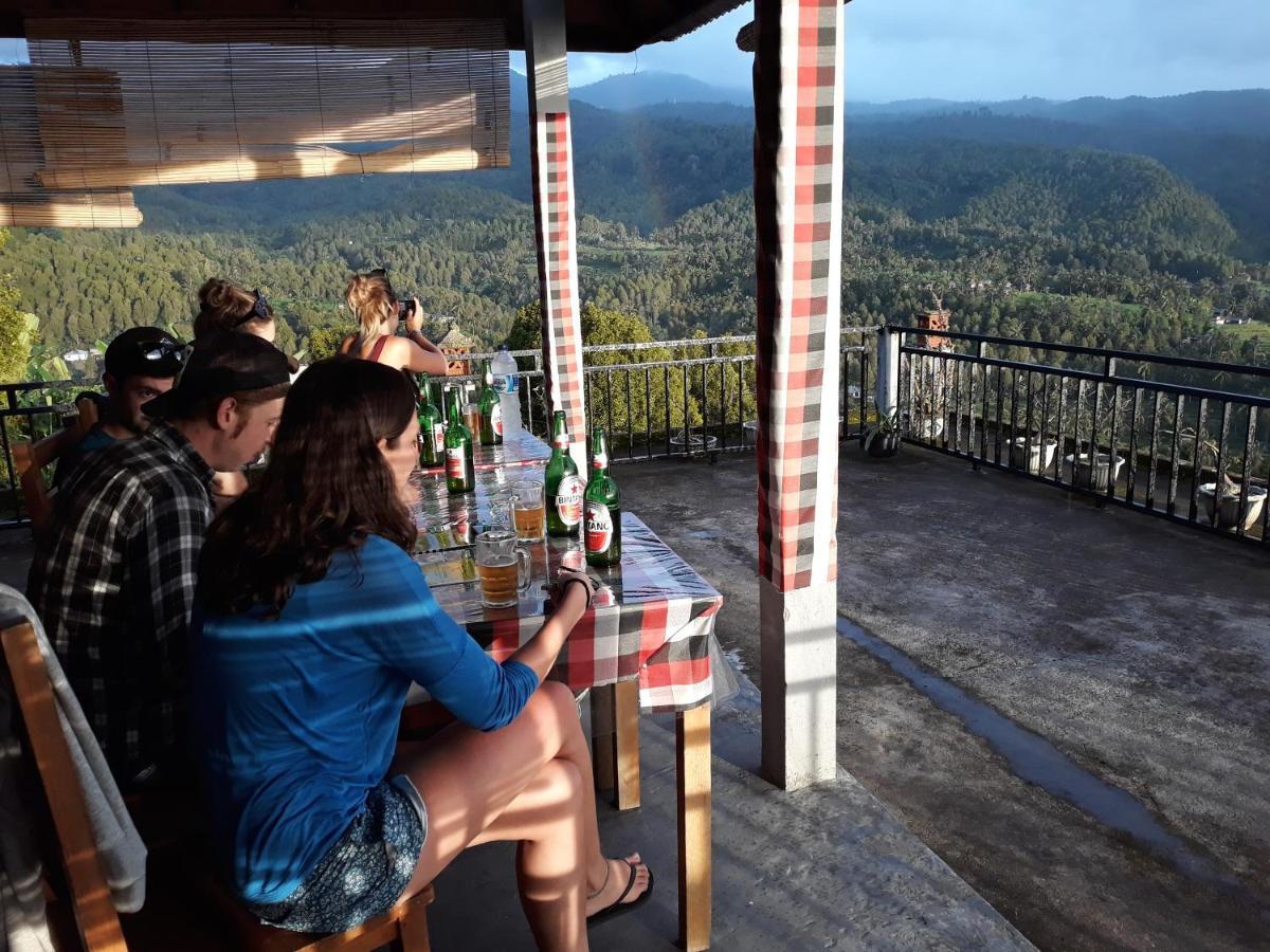One Homestay And Warung Munduk Zewnętrze zdjęcie